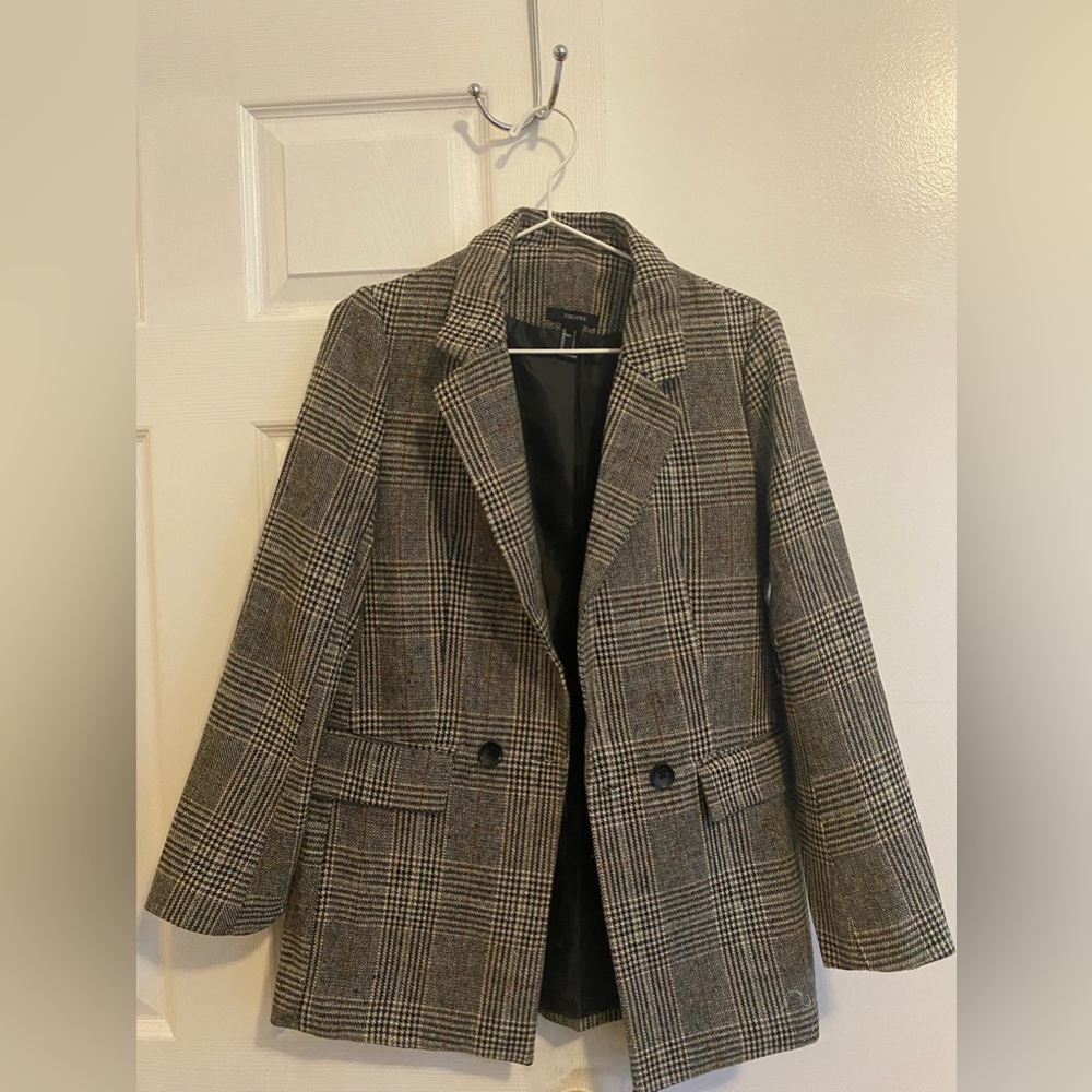 Beautiful blazer from forever 21